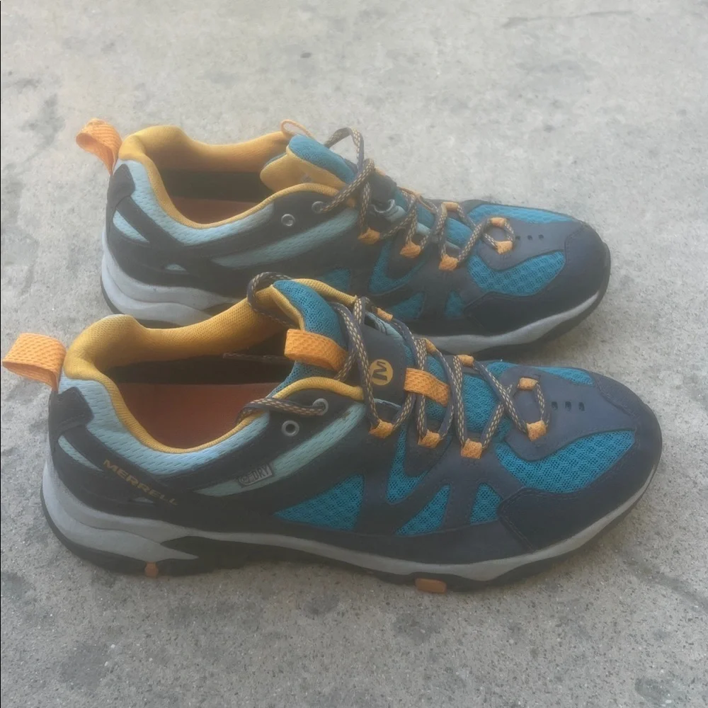 Merrell Castle Rock/Lake Blue Color Waterprook Hiking Shoe Women's Size 11